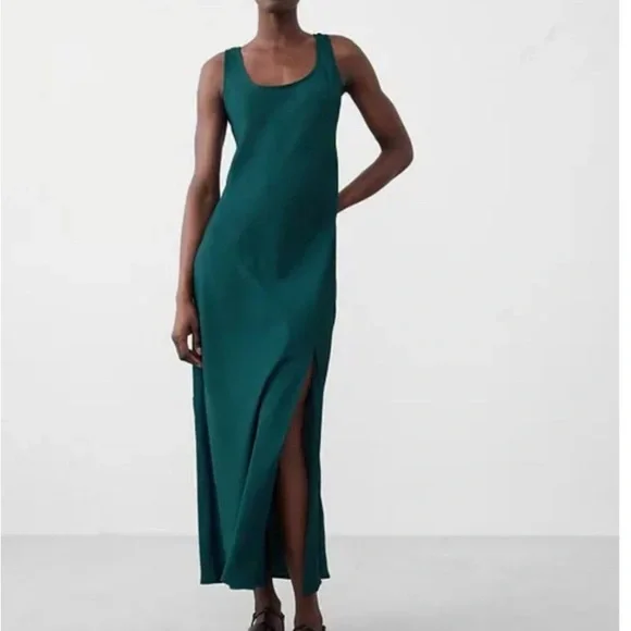 Elegant Teal Maxi Dress - Picture 1 of 4